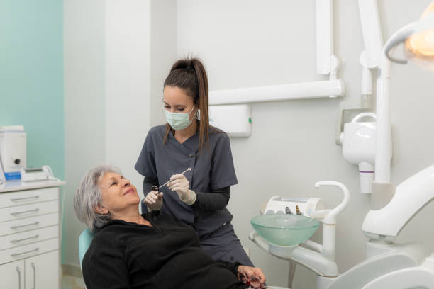 Best Dentist Open Late Near Me  in West Clarkston Highland, WA